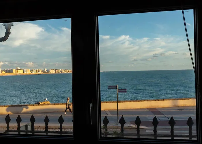 Апартаменты La Casa Del Mar By Gades Gestion Кадис